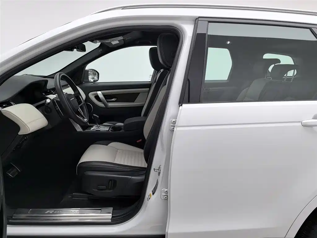 Land Rover Discovery Sport 2022 Model 249PS R-Dynamic S Performance Edition 5-Seater фото 10