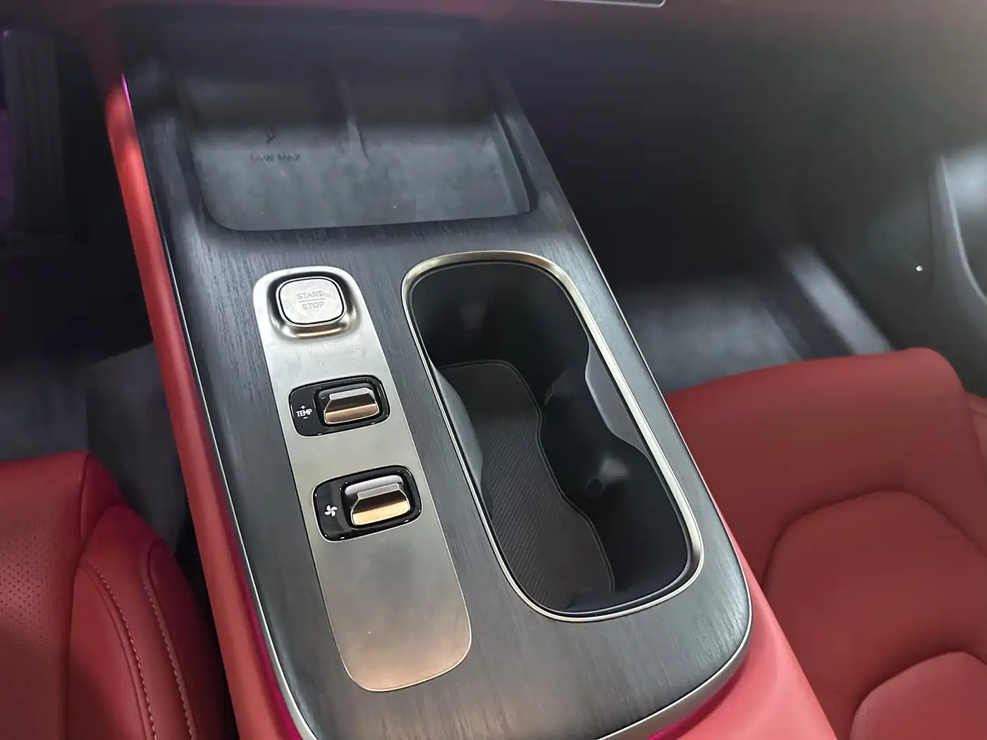 Xiaomi Auto Xiaomi SU7 2024 RWD Standard Founder's Edition фото 9
