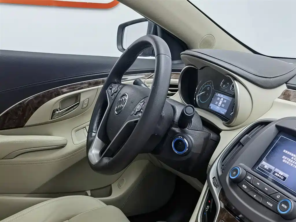 Buick LaCrosse 2013 2.4L SIDI Leading Comfort фото 22