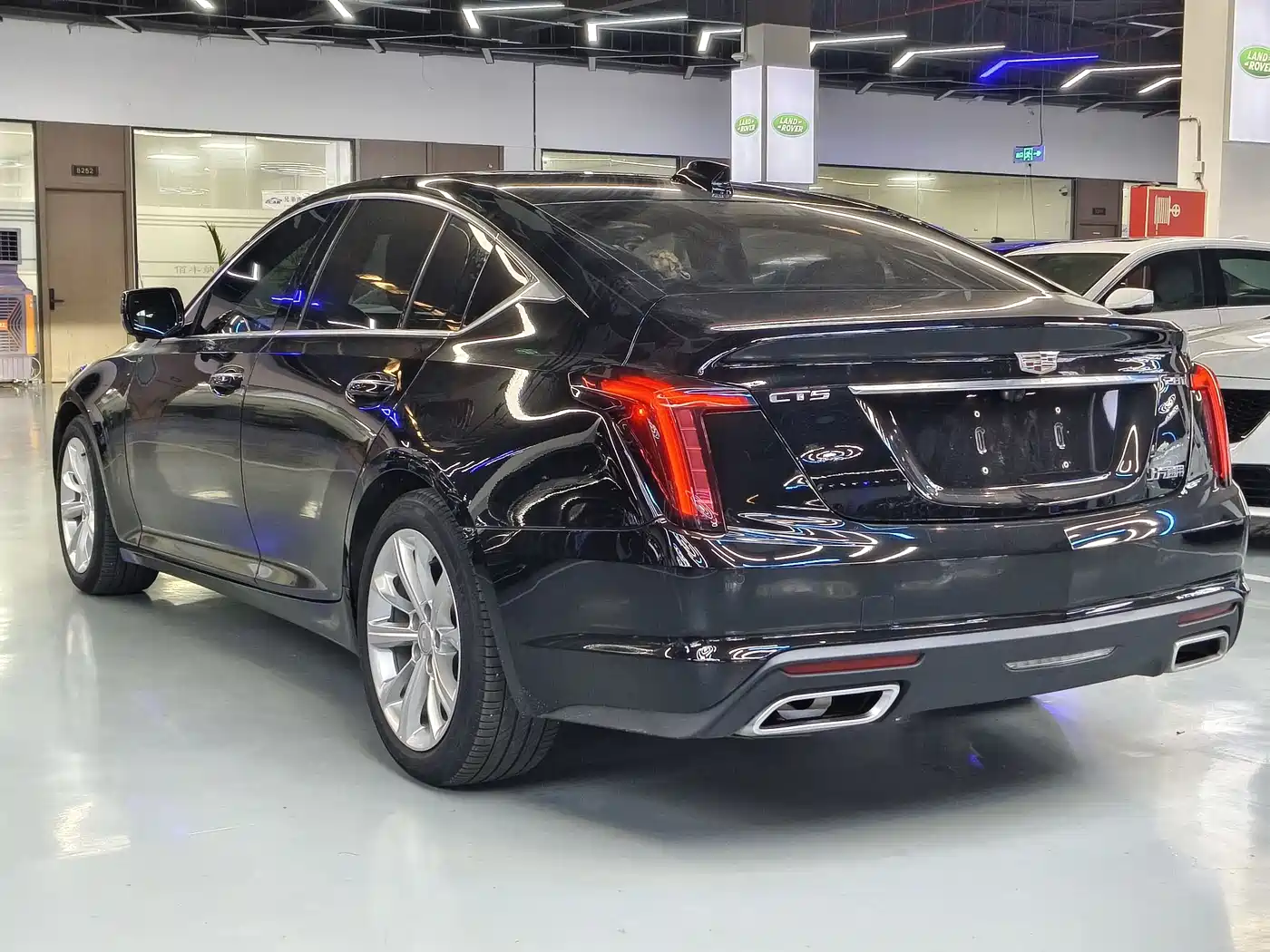 Cadillac CT5 2024 28T Luxury Model Pro фото 14