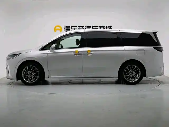 Voyah Auto Voyah Dreamer 2022 Low-carbon Dream+Smart Package фото 4