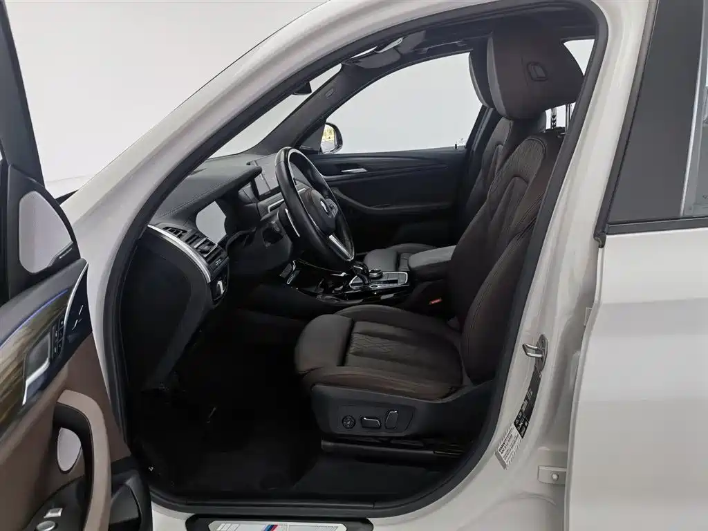BMW X3 2023 Facelift xDrive30i Leading M Night Package фото 10