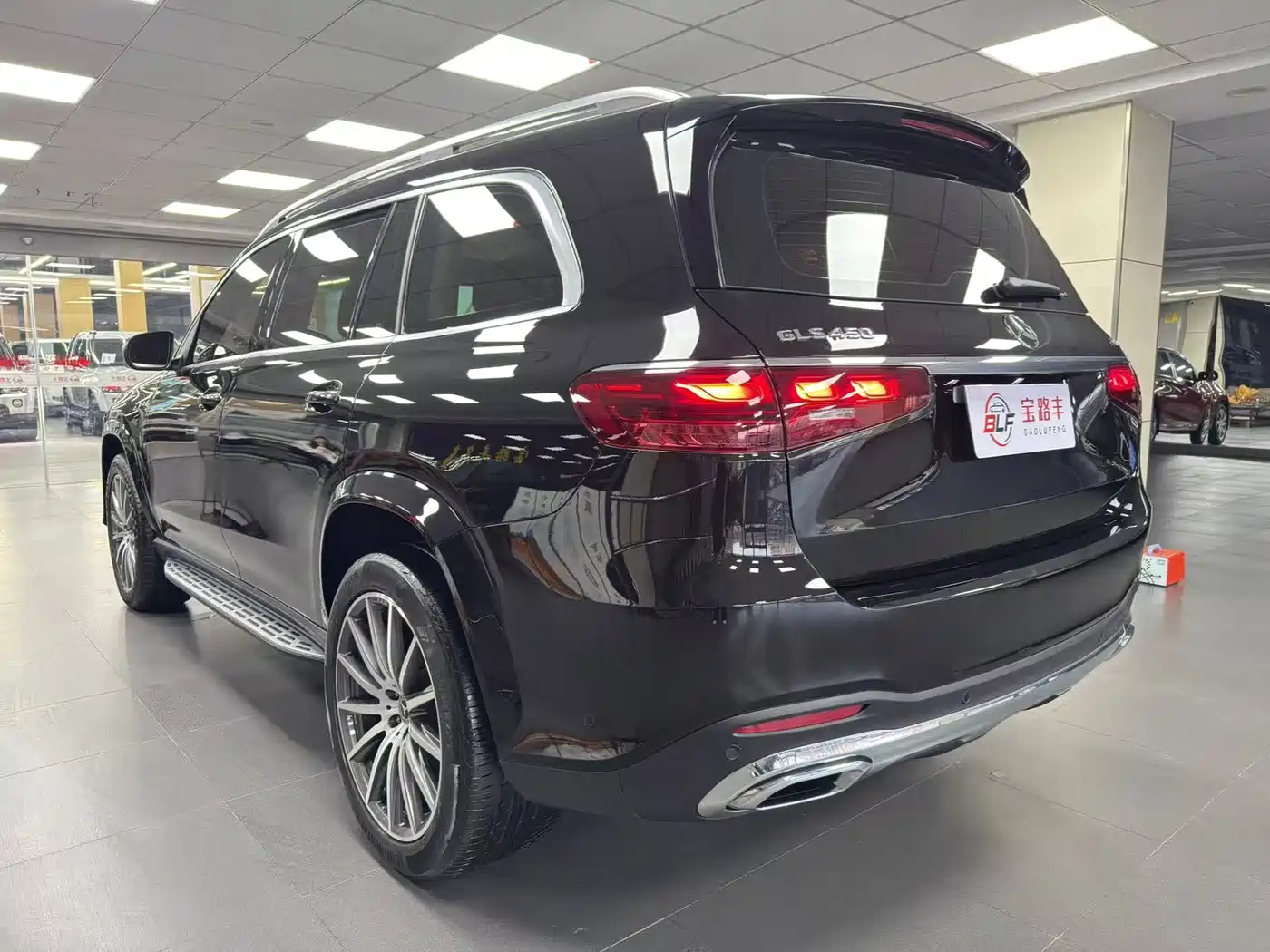 MERCEDES-BENZ GLS