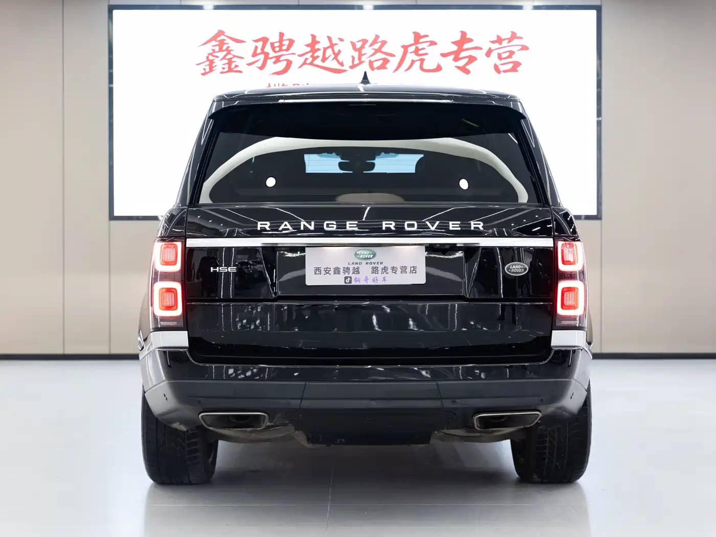 Land Rover Range Rover 2019 3.0 SC V6 Heritage Extended Edition фото 4