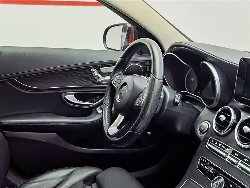Mercedes-Benz C-Class 2017 Facelift C 200 L Sport Edition фото 22