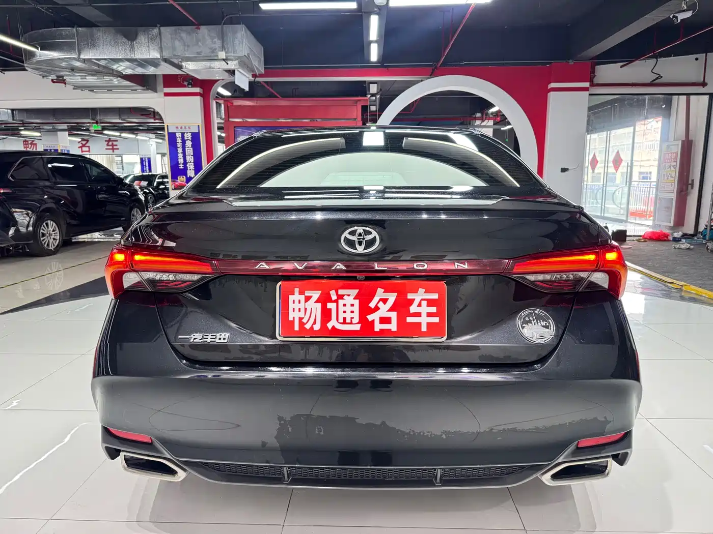 Toyota Avalon 2022 2.5L Luxury Edition фото 7