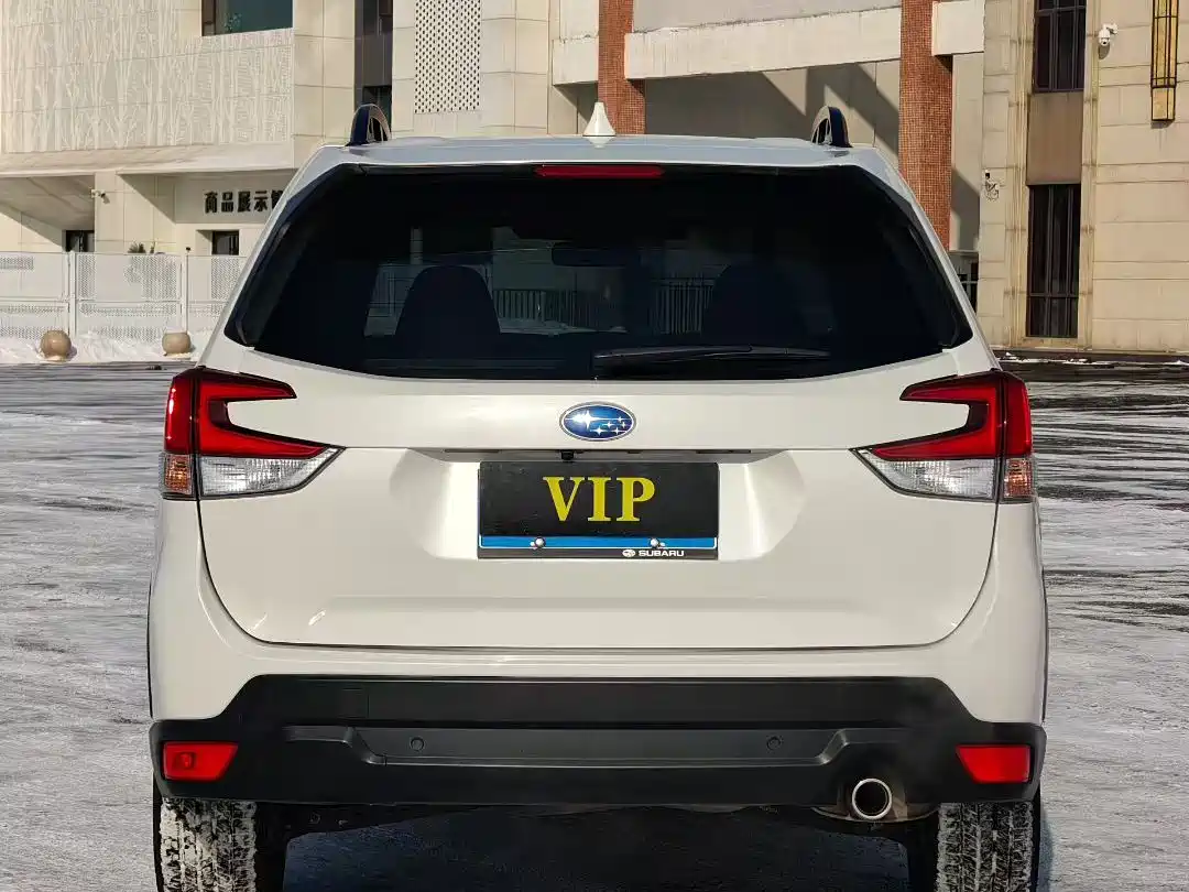 Subaru Forester 2022 2.0i AWD Luxury Edition with EyeSight фото 5