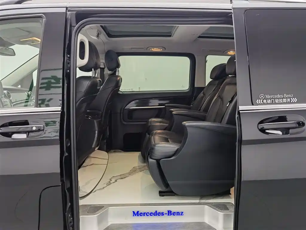 Mercedes-Benz V-Class 2018 V 260 Navigator Edition China VI фото 15