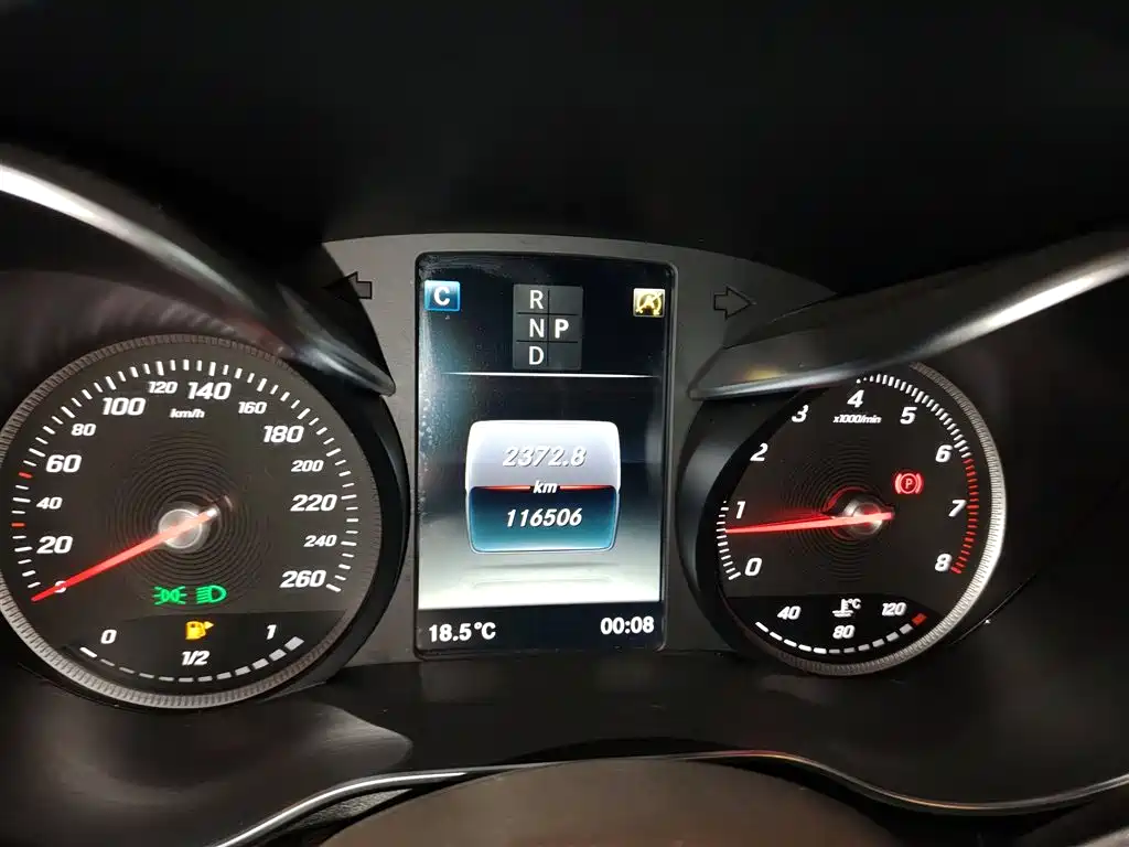 Mercedes-Benz GLC 2018 GLC 260 4MATIC Dynamic фото 12