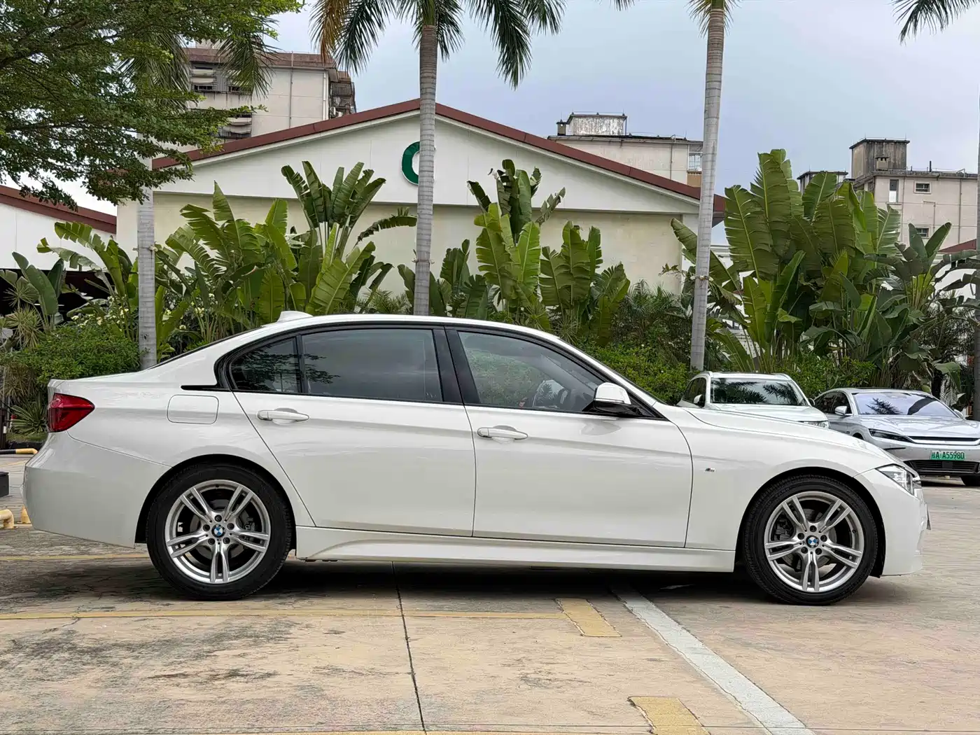 BMW 3 Series 2018 320Li Leading M Sport Package фото 11