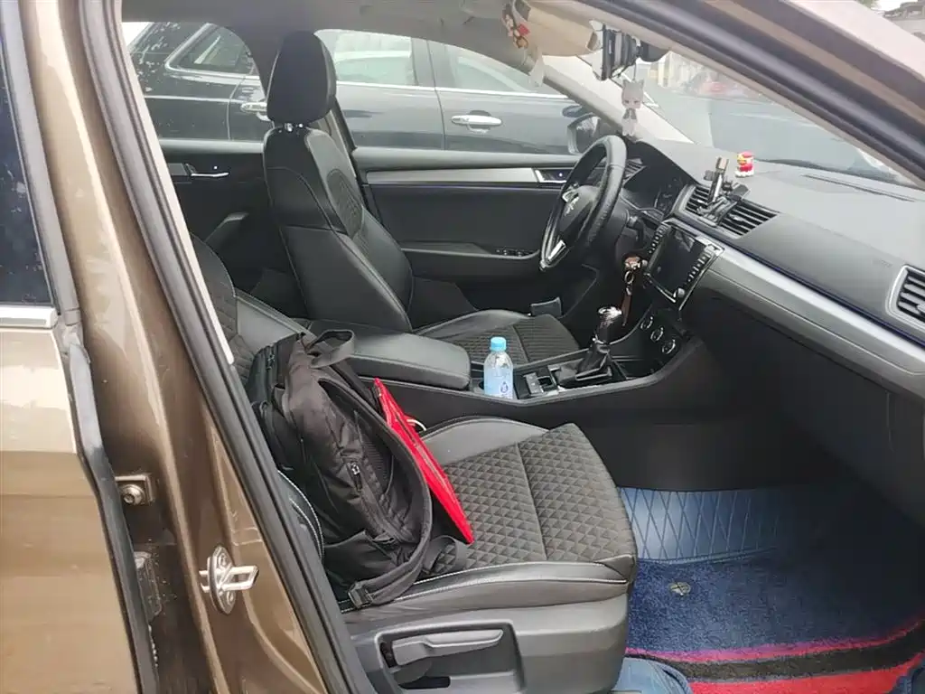 Škoda Superb 2016 TSI280 DSG Pioneer Edition фото 25