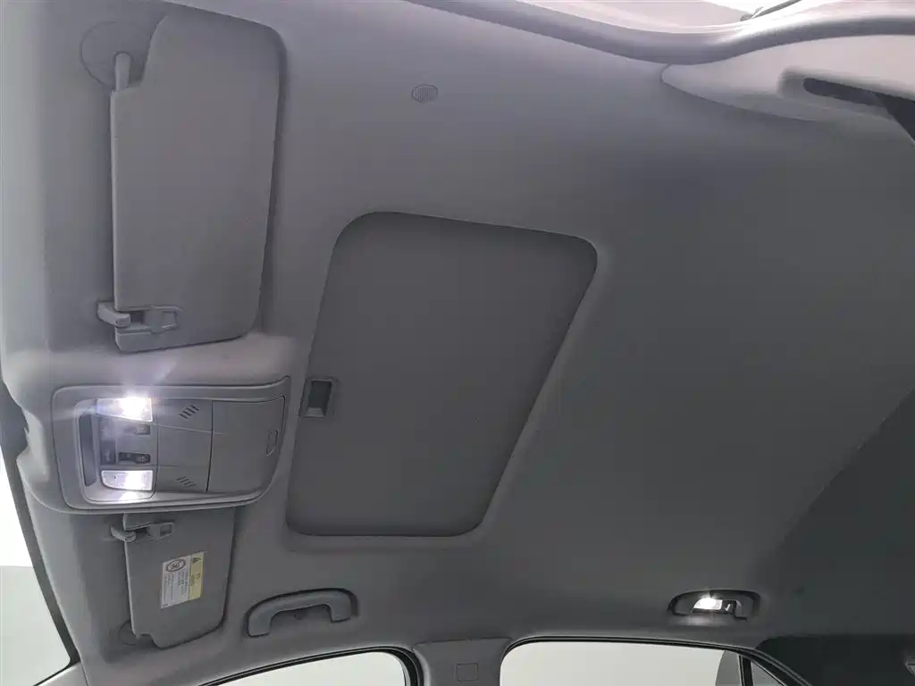 Chevrolet Equinox 2018 535T Automatic Frontier Edition фото 14