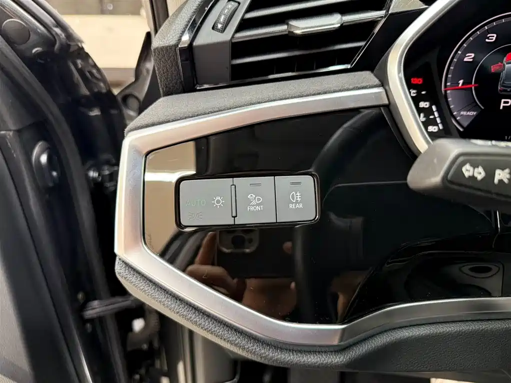 Audi Q3 2023 35 TFSI Fashion Dynamic (1.4T) фото 10