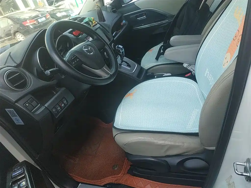 Mazda Mazda5 2014 2013 2.0L Automatic Luxury