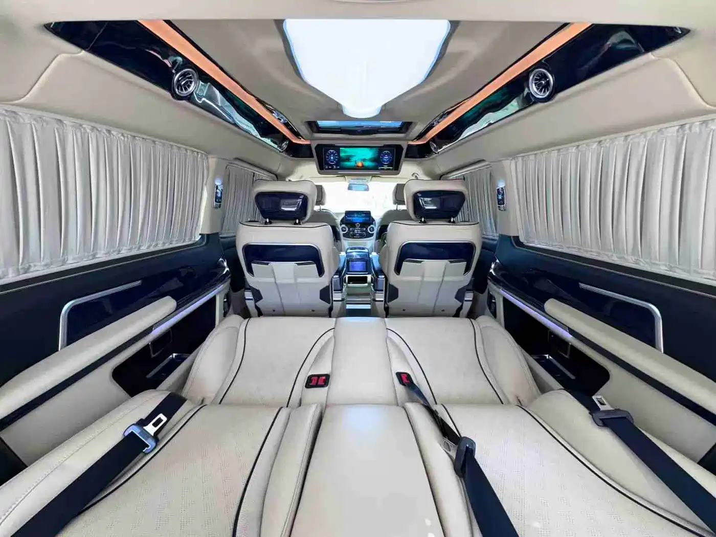 Mercedes-Benz Vito 2023 2.0T Business 7-Seater фото 23
