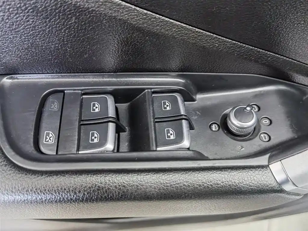 Audi Q2L 2020 35 TFSI Progressive Dynamic Model фото 9