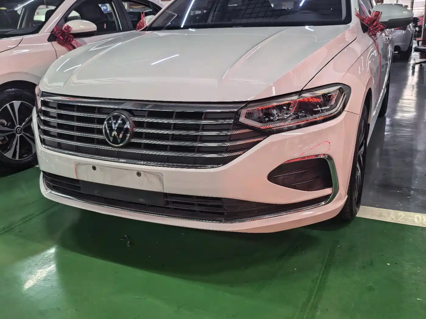 Volkswagen Lavida 2024 Model 300TSI DSG Starlight Full Comfort Edition