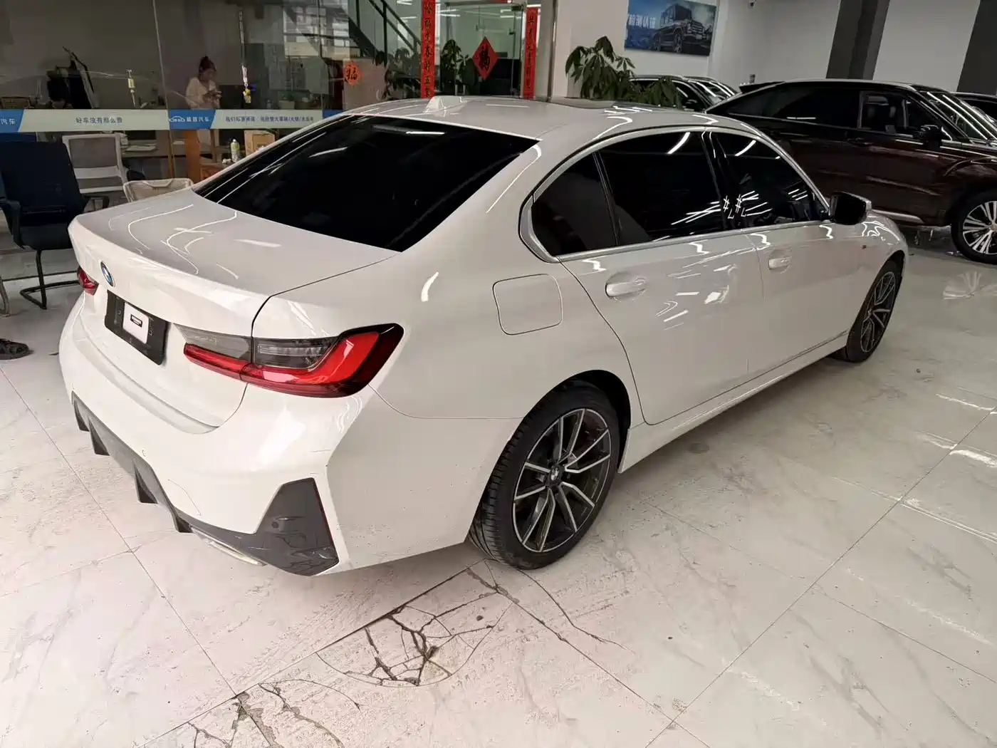 BMW 3 Series 2023 320Li M Sport Package фото 5