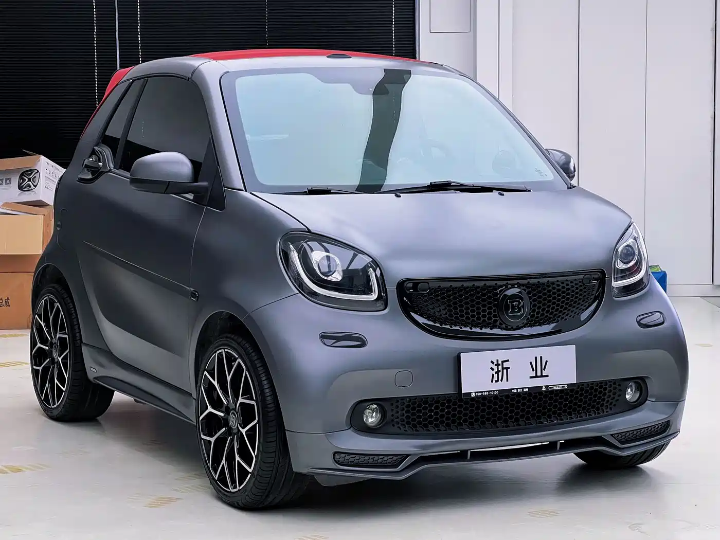 smart fortwo 2018 0.9T 66kW Convertible Pioneer Edition China V фото 2