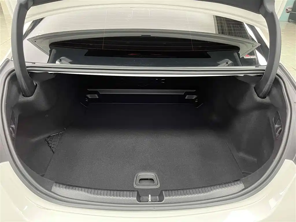 Mercedes-Benz C-Class 2022 C 200 L Sport Version фото 16
