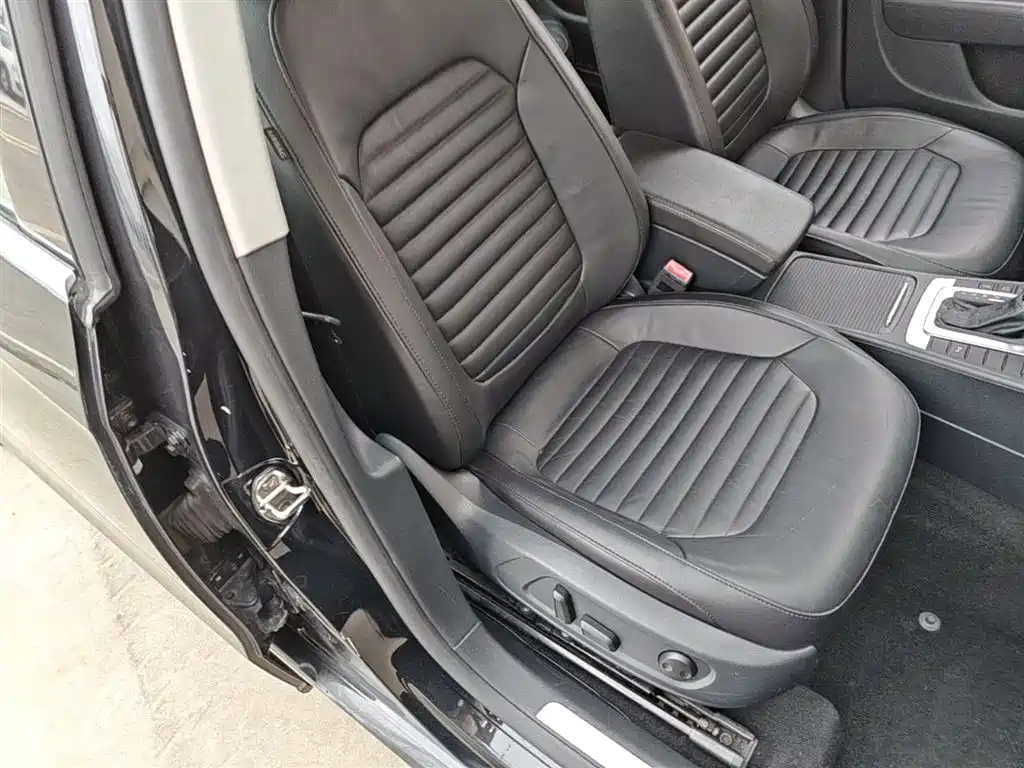 Volkswagen Magotan 2016 1.8TSI Smart Leading фото 25