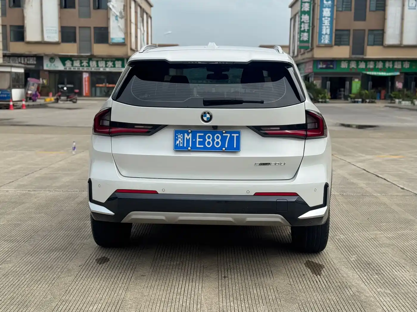 BMW X1 2023 sDrive20Li X Design Package фото 16