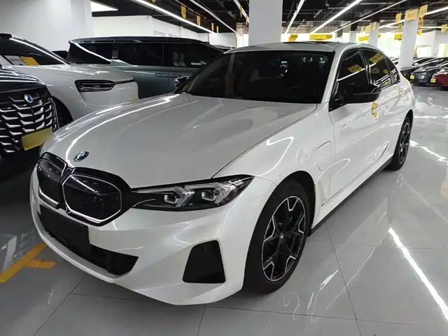  BMW BMW i3 2023 eDrive 40 L Shadowline Package