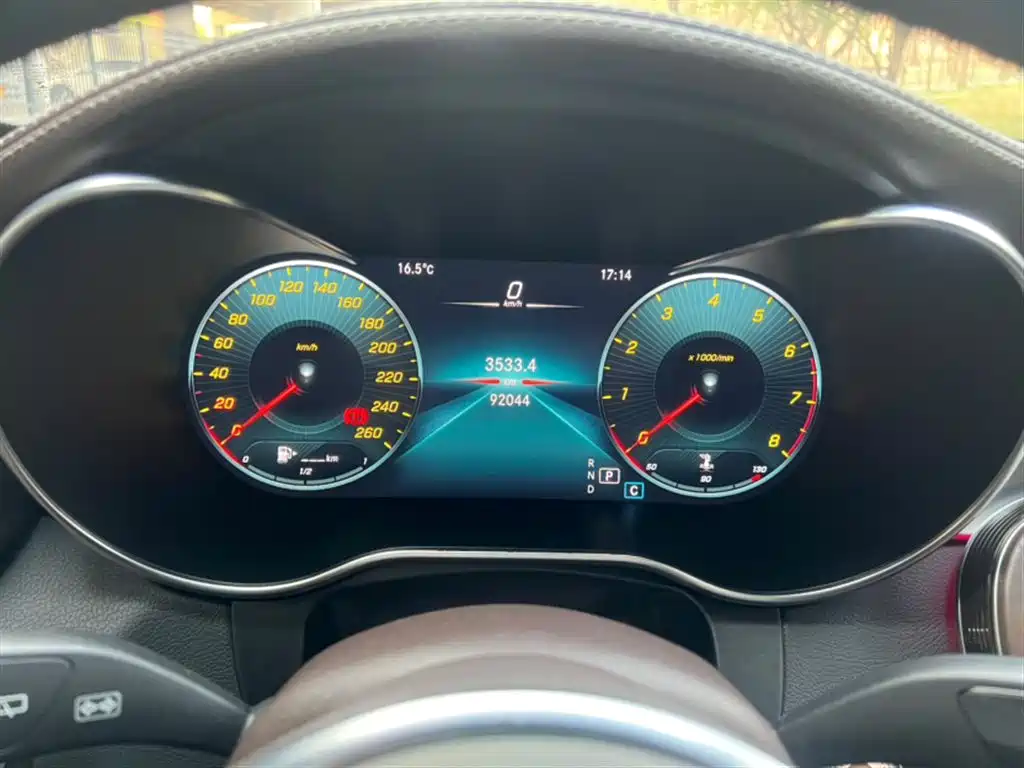 Mercedes-Benz GLC 2022 Facelift GLC 300 L 4MATIC Dynamic Collector's Edition фото 5