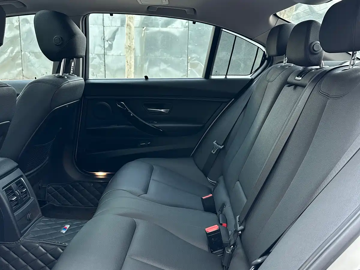 BMW 3 Series 2017 320Li xDrive Fashion фото 10