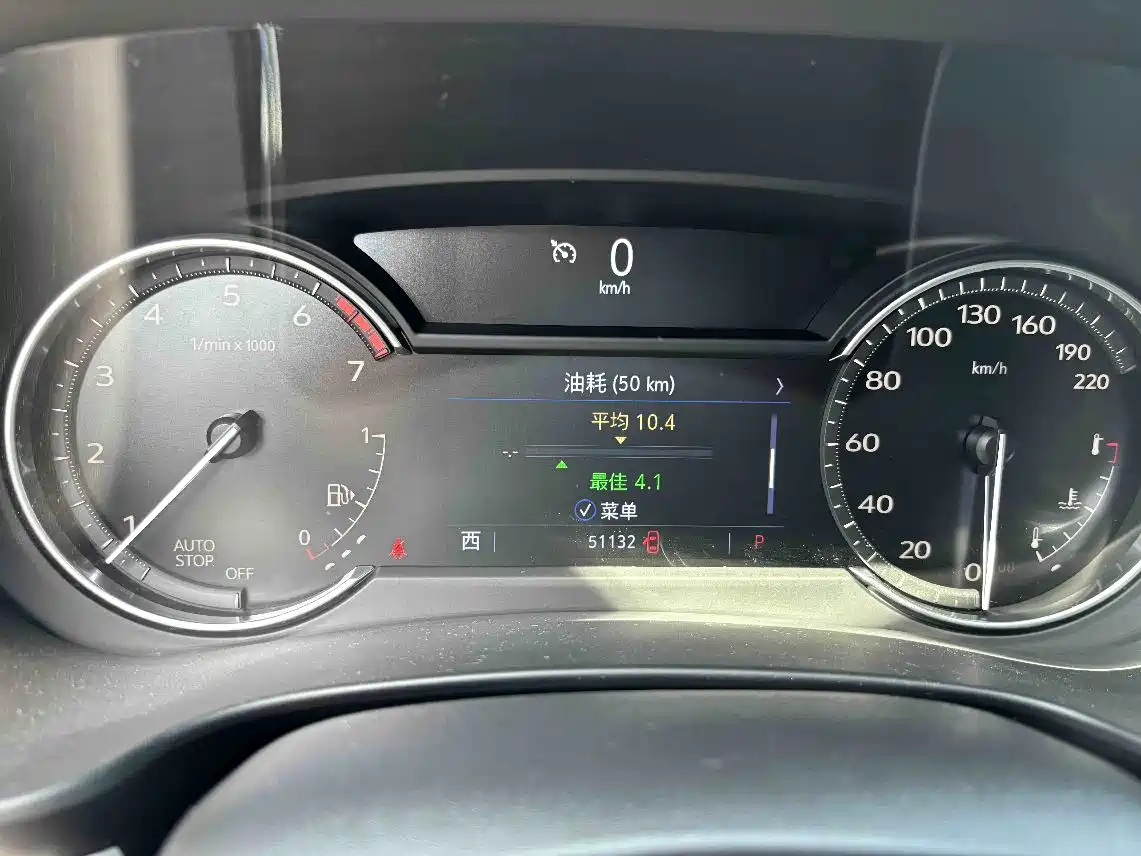 Cadillac XT4 2021 28T FWD Premium Edition фото 5