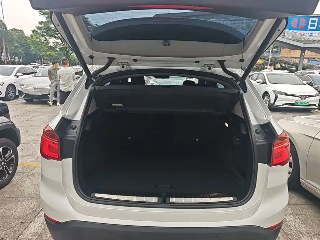 BMW X1 2016 sDrive20Li Luxury Model фото 19