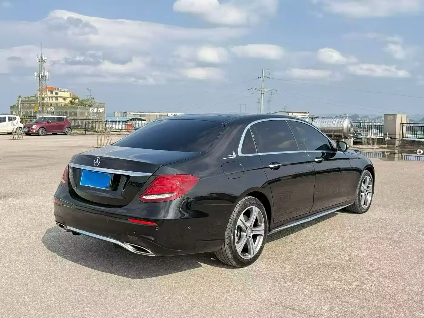 Mercedes-Benz E-Class 2016 E 200 L Sport Type фото 14