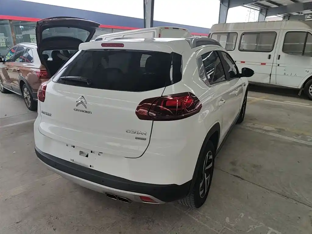 Фото 7 - Citroën C3-XR