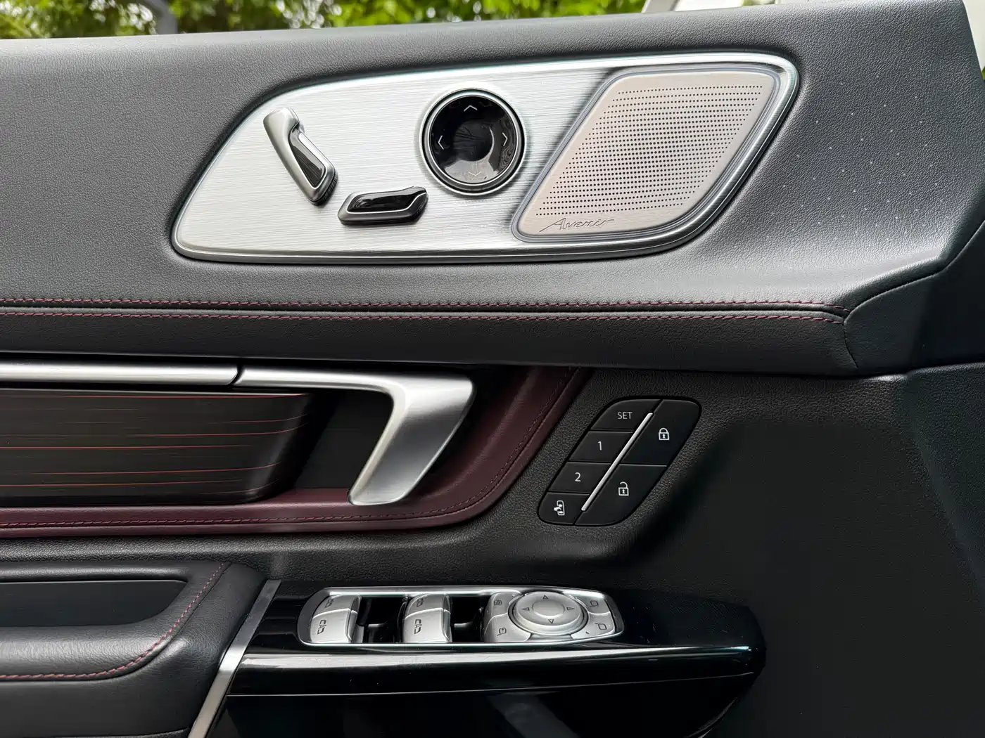 Buick Century 2023 2.0T 6-Seat World Edition фото 28