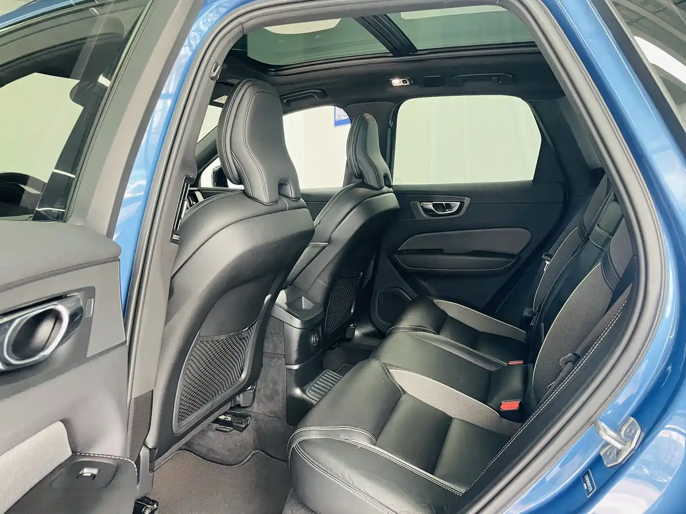 VOLVO XC60 PLUG IN HYBRID