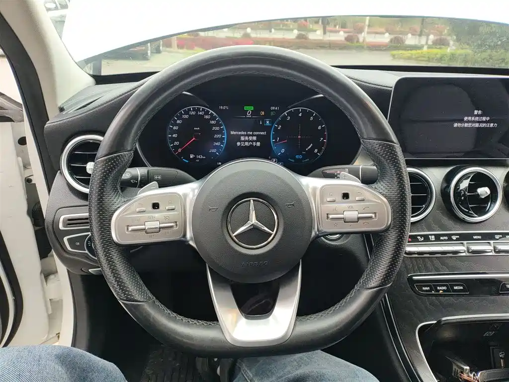 MERCEDES-BENZ CLASS C