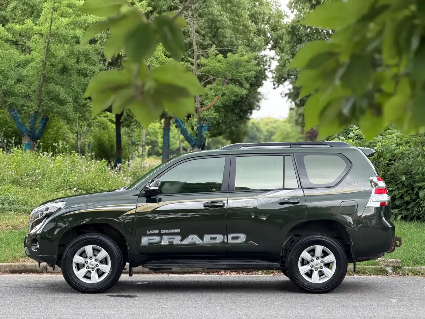 Toyota Prado 2016 2.7L Auto Luxury Edition фото 4