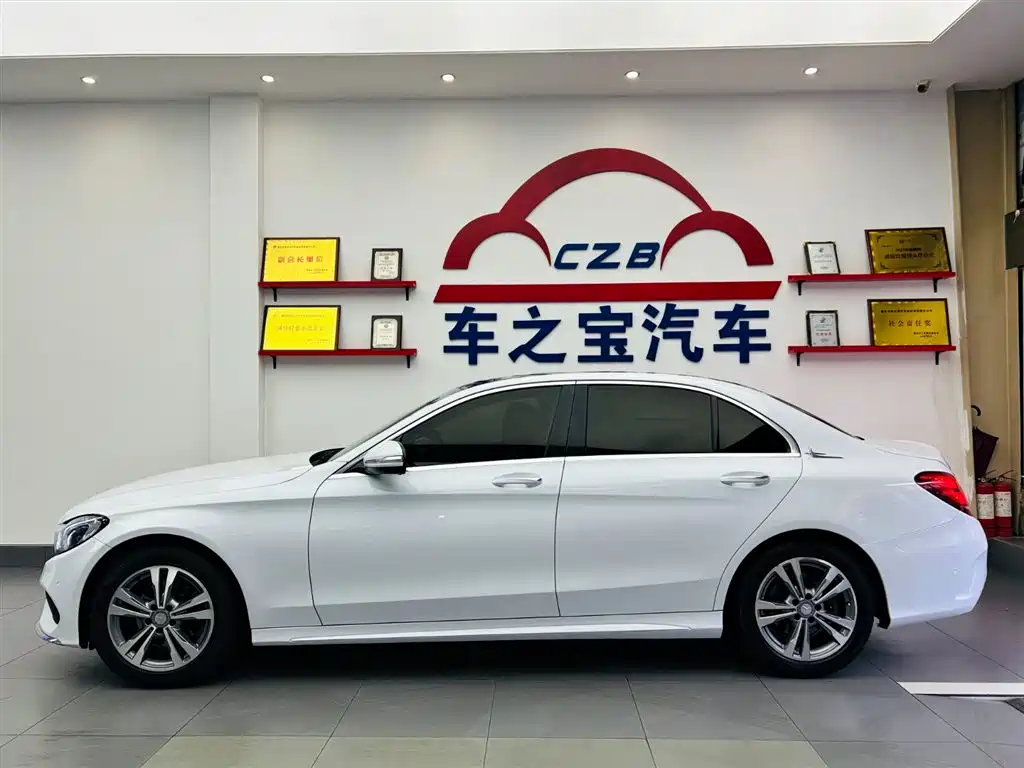 Mercedes-Benz C-Class 2016 C 200 L Sport фото 4
