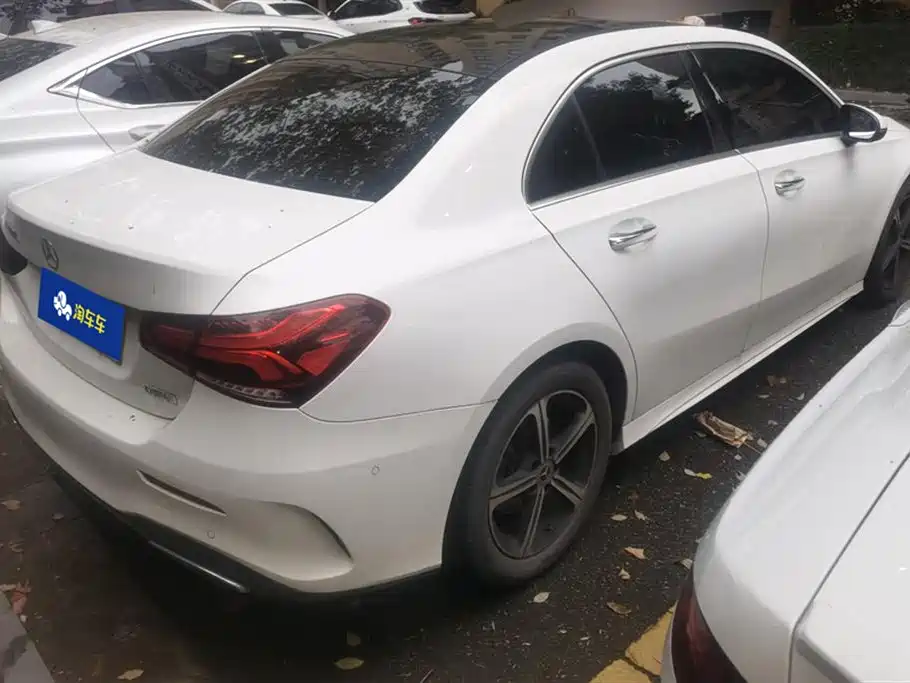 MERCEDES-BENZ A CLASS