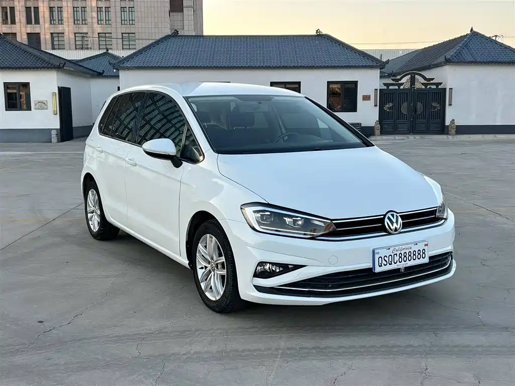 Volkswagen Golf Sportsvan 2019 1.6L Automatic Pure Edition China V фото 7