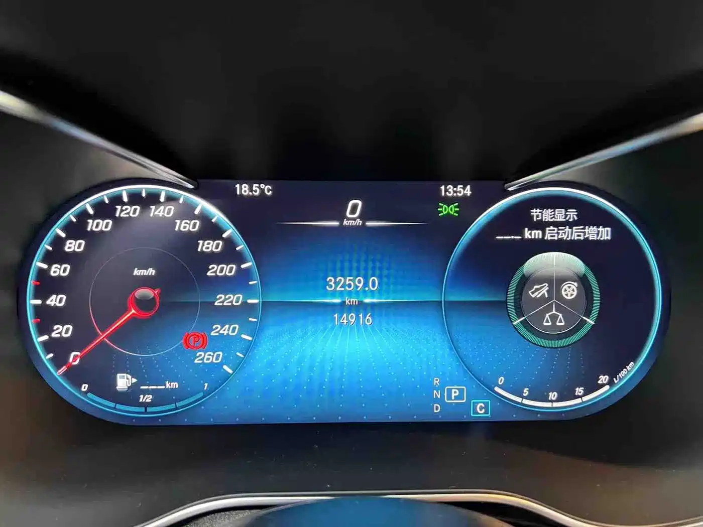 Mercedes-Benz GLC Coupe 2022 Facelift GLC 260 4MATIC Coupe SUV фото 23