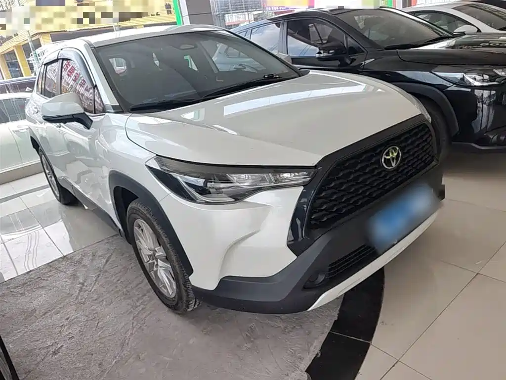 Toyota Corolla Cross 2024 Model 2.0L Pioneer Edition фото 4