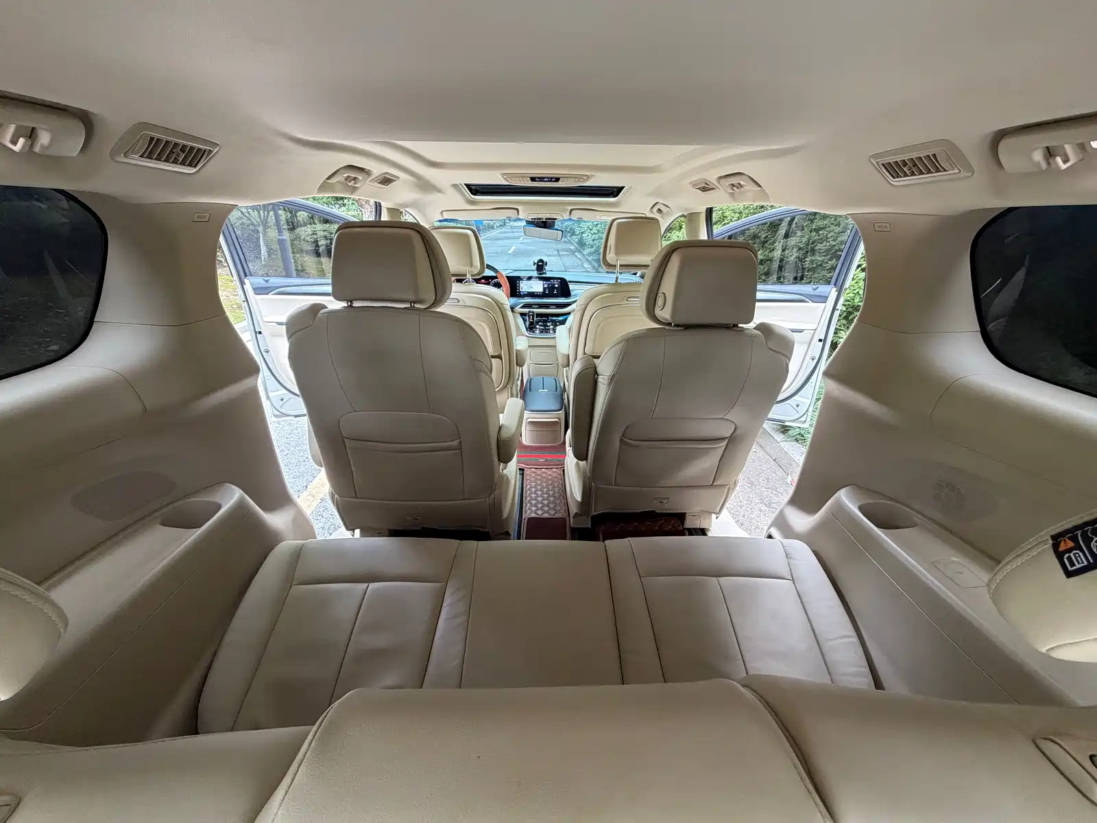 Фото 8 - Buick GL8