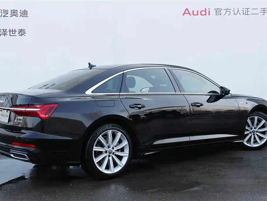 Audi A6L 2021 45 TFSI Exclusive Sport фото 3