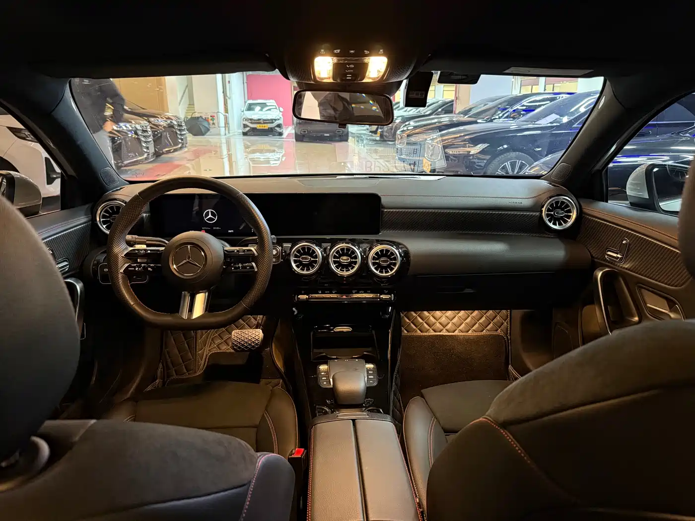 Mercedes-Benz A-Class 2023 A 200 L Fashion фото 10