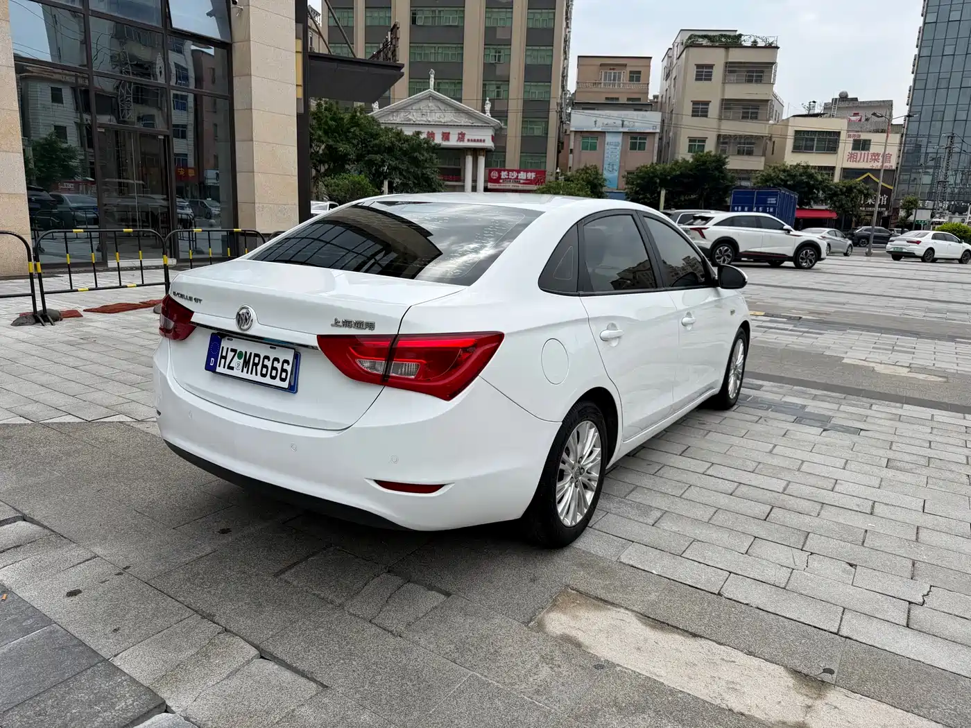 Buick Excelle 2015 15N Automatic Luxury фото 7