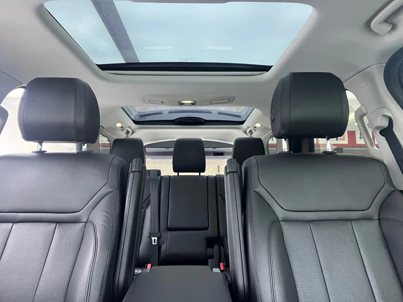 Land Rover Discovery 2020 3.0 SC V6 SE фото 16