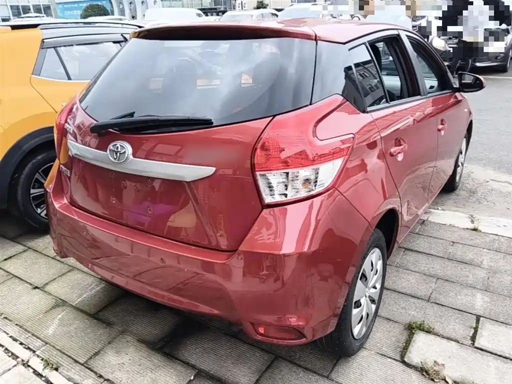 Toyota YARiS L Zhi Xuan 2015 1.5E Auto Charming Edition фото 7