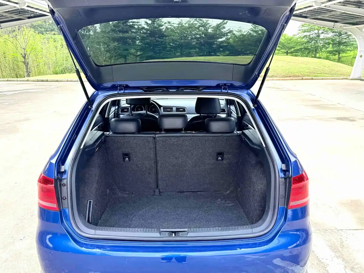 Volkswagen Lavida Tour 2013 1.4TSI Automatic Comfort фото 9
