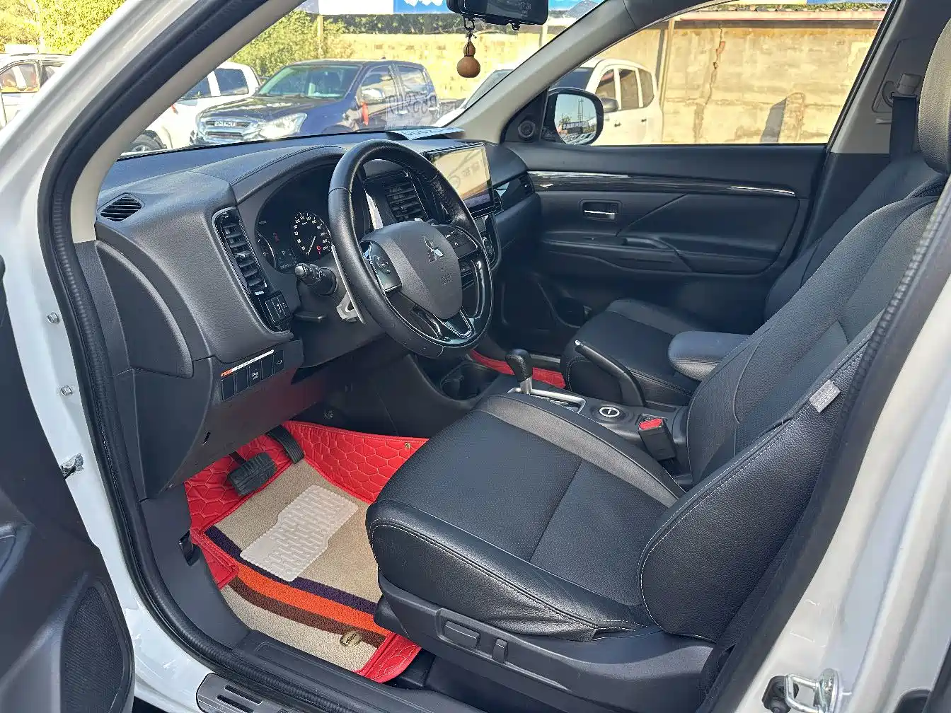 Mitsubishi Outlander (Import) 2016 2016 2.4L 4WD Elite 5-seater